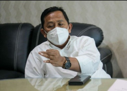 Kemenkop UKM Ancam Hapus NIK Koperasi Berpraktik Pinjol Ilegal