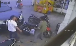 Pemilik Mobil yang Pukul Pemilik Motor yang Viral, Resmi Tersangka