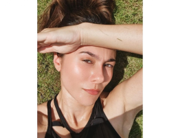 Wulan Guritno Pamer Foto Keringatan, Warganet: Ketek Terindah, Pasti Harum