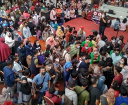 Pakar Biologi Molekuler: Varian Baru Muncul Gara-Gara Kerumunan