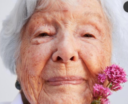 Nenek Berusia Hampir Seabad Didaulat Jadi Model Kecantikan