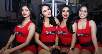 Khabib: Ring Girl Adalah Hal Paling Tidak Perlu di MMA