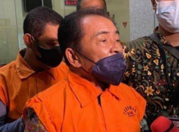 Pakai Rompi Oranye, Bupati Banjarnegara Bantah Terima Suap Rp 2,1 Miliar