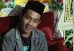 Bermesraan di Facebook, Leher Istri Ditusuk Suami hingga Tewas