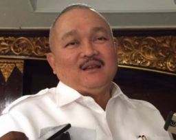 Jadi Tersangka, Alex Noerdin Langsung Dijebloskan ke Rutan KPK