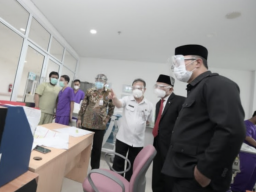 Ridwan Kamil Dampingi Menko PMK Tinjau Pelayanan dan Fasilitas RSKIA Bandung