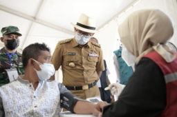 Ridwan Kamil Tinjau Gerakan Vaksinasi COVID-19 Wantannas RI