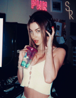 Valentina, Resmi Jadi Kekasih Boateng