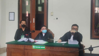 Sidang Notaris Edhi, Pelapor Mengetahui Sertifikat Harus Diganti Sampulnya