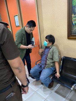 Kejati Jatim Akhirnya Menahan Terdakwa JE, Pendiri Sekolah SPI