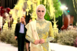 Mulan Jameela Baru Lulus S1 di Usia 43 Tahun dan Sudah Punya 4 Anak