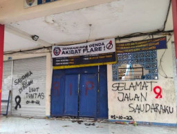 Komnas HAM: Brimob Tembakkan Gas Air Mata ke Tribun 13