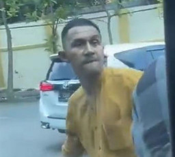 Pria yang Memukul Pakai Tongkat Baseball, Dipastikan Bakal Diringkus Polisi