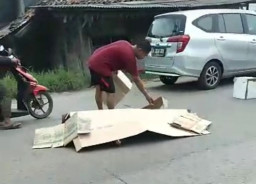 Truk Elpiji Lindas Pengendara Motor di Pasir Randu, Korban Tewas dengan Kepala Pecah