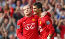 Disebut 'Tikus', Rooney Ingatkan Ronaldo Soal Umur