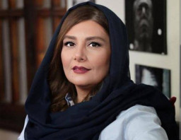 Berpose tanpa Hijab di Instagram, Bintang Film Cantik Dibekuk