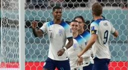 Inggris Bantai Iran 6-2