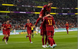 Bikin 7 Gol, Spanyol Ajari Kostarika Main Bola