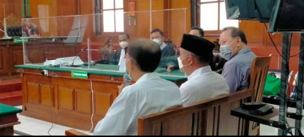 Tiga Direksi Water Park Kenjeran Diadili Atas Ambrolnya Prosotan Kolam Renang