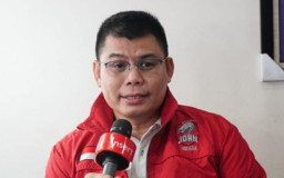 Chris John Berlabuh ke Perindo