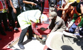 Revitalisasi Pasar Mardika Ambon Dimulai