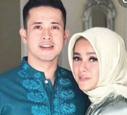 Aufar Digugat Cerai Olla Ramlan