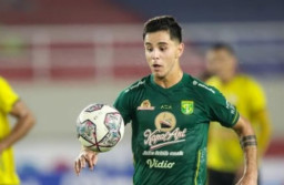 Dilepas Persebaya, Bruno Moreira Merumput di Yunani