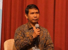 Rektor ITK, Budi Santoso Purwokartiko, Sebut Wanita Berjilbab Manusia Gurun