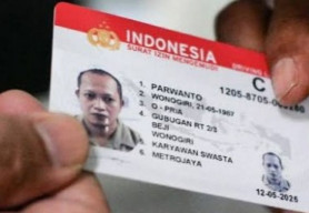 DPR Minta Polisi Tak Urusi SIM