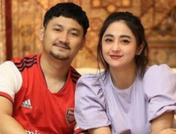 Digugat Cerai, Dewi Perssik Tegaskan Bukan karena Soal Ekonomi
