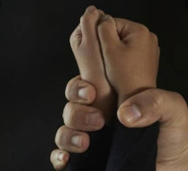 Kecanduan Film Bokep, Tiga Ayah Kompak Cabuli Putri Tirinya, Ada yang Sampai Hamil