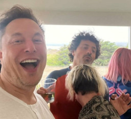 Elon Musk Bantah Selingkuhi Istri Sergey Brin, Wall Street Journal Yakin Datanya Valid