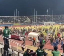Bonek Rusak Stadion, Persebaya Bakal Kena Sanksi Berat