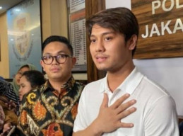 Bebas, Rizky Billar: Saya Mencintai Istri Saya