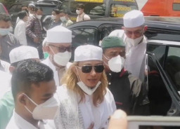 Habib Bahar Resmi Ditahan