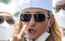 Bahar bin Smith: Penista Agama di Lingkar Kekuasaan Kebal Hukum