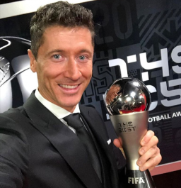 Robert Lewandowski,  Pemain Terbaik Pria FIFA 2021