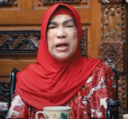 Ingin Bisa Jalan lagi, Dorce Minta Sumbangan lagi