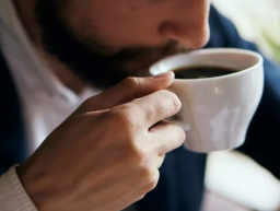 Minum Kopi Tiap Hari Bikin Awet Muda