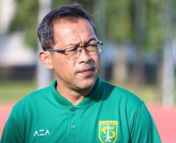Soal Rivalitas Arema vs Persebaya, Aji Santoso: Cuma 90 Menit