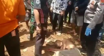 Kepergok Curi Durian, Kepala Bocah 12 Tahun Dipenggal