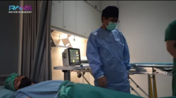 Saraf Raffi Ahmad Kejepit, Gendong Anak sampai Kesakitan