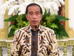 Jokowi Singgung Reshuffle, Jerry Massie: Omongan dan Tindakan Dia Berbeda
