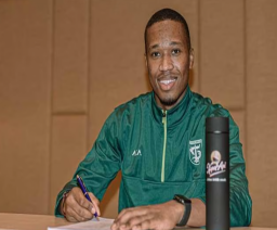 Bonek Minta Persebaya Lepas  Valpoort