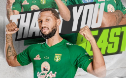 Persebaya juga Lepas Alie Sesay