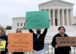 Emak-Emak Demo di Mahkamah Agung, Tuntut Aborsi Dilegalkan