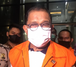 Walikota Ambon Diduga Terima Suap untuk Terbitkan Izin Pendirian Alfamidi