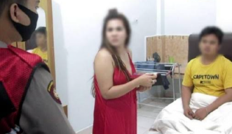 Penggerebekan Pasangan Selingkuh Pilot dan Pramugari di Hotel, Kini Viral