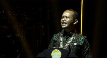 Menteri Bahlil Kembali Kampanyekan Jokowi 3 Periode?