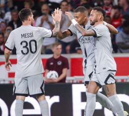 Borong 7 Gol di Kandang Lille, PSG Rajai Klasemen